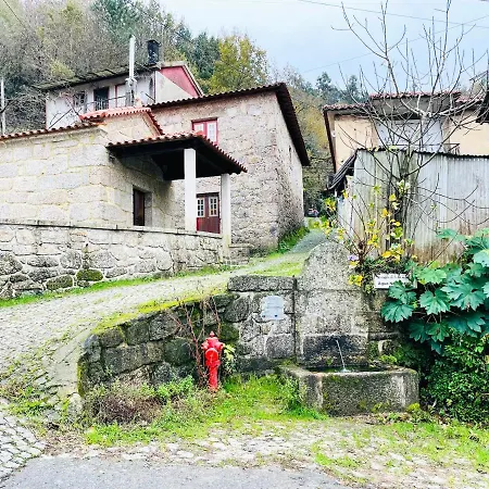 Casa Dos Cabencos - Typical Granite Stone House *