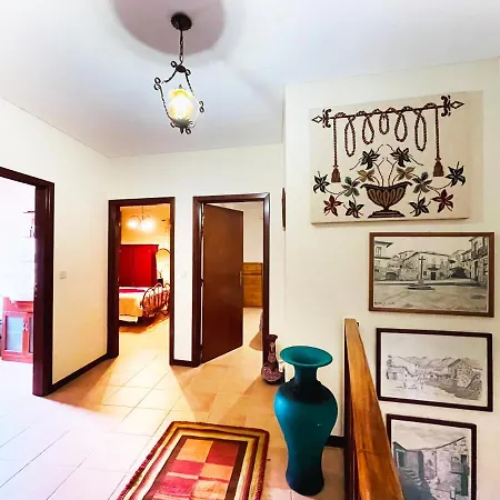 Casa Dos Cabencos - Typical Granite Stone House